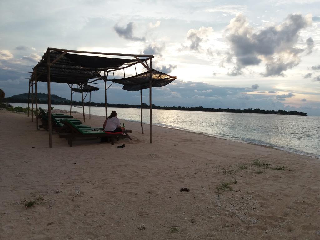 Balenta Bungalow Gili Meno Hotel Bagian luar foto