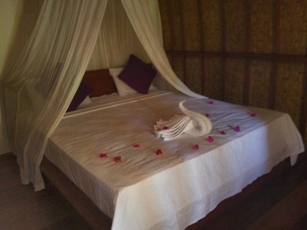 Balenta Bungalow Gili Meno Hotel Bagian luar foto